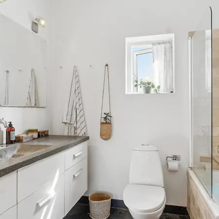 Vakantiehuis Lovely In With Kitchen *